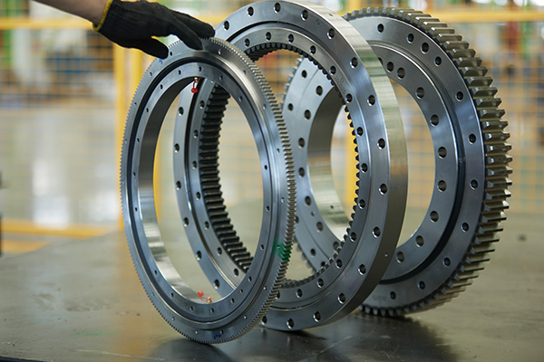 回轉(zhuǎn)支承的潤(rùn)滑保養(yǎng)步驟是什么？